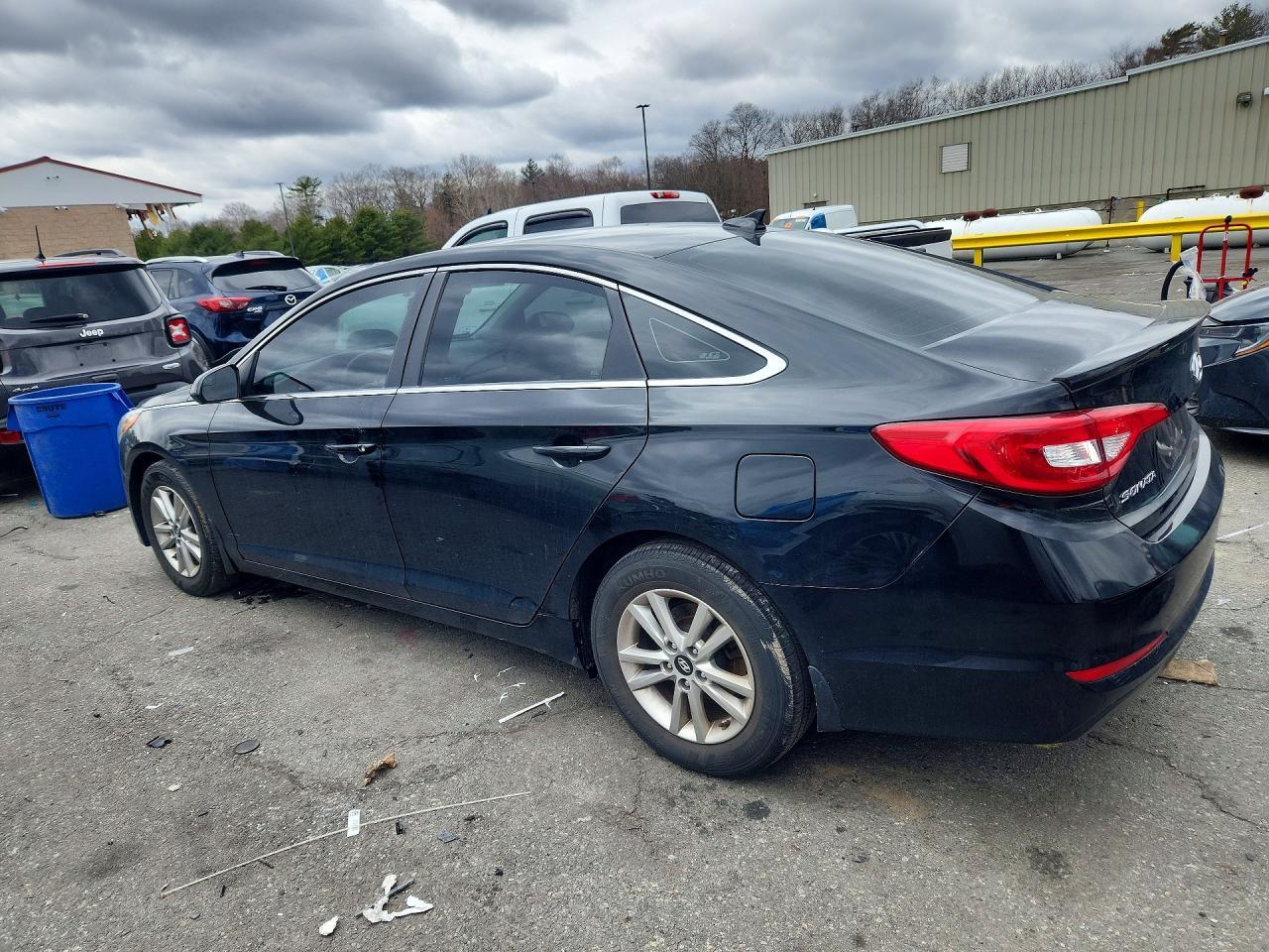 2015 Hyundai Sonata - Фото 2
