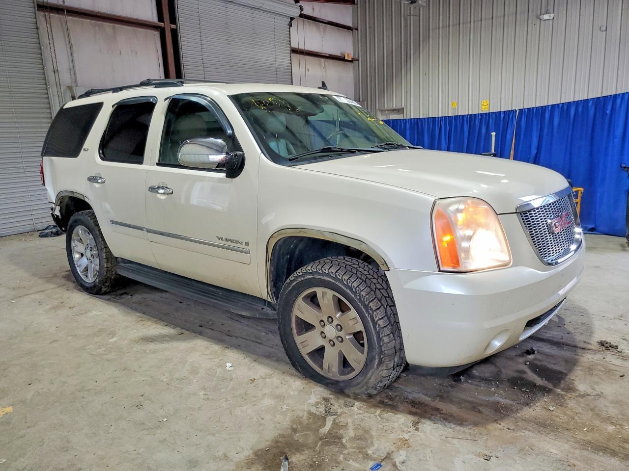 2009 GMC Yukon Slt - Image 4