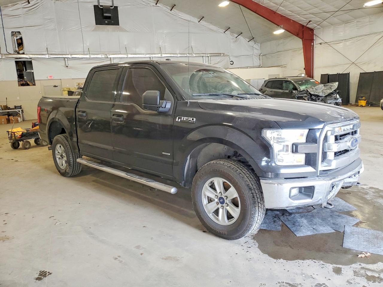 2017 Ford F150 Supercrew - Фото 4
