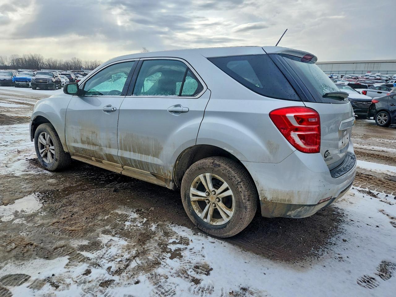 2017 Chevrolet Equinox Ls - Image 2