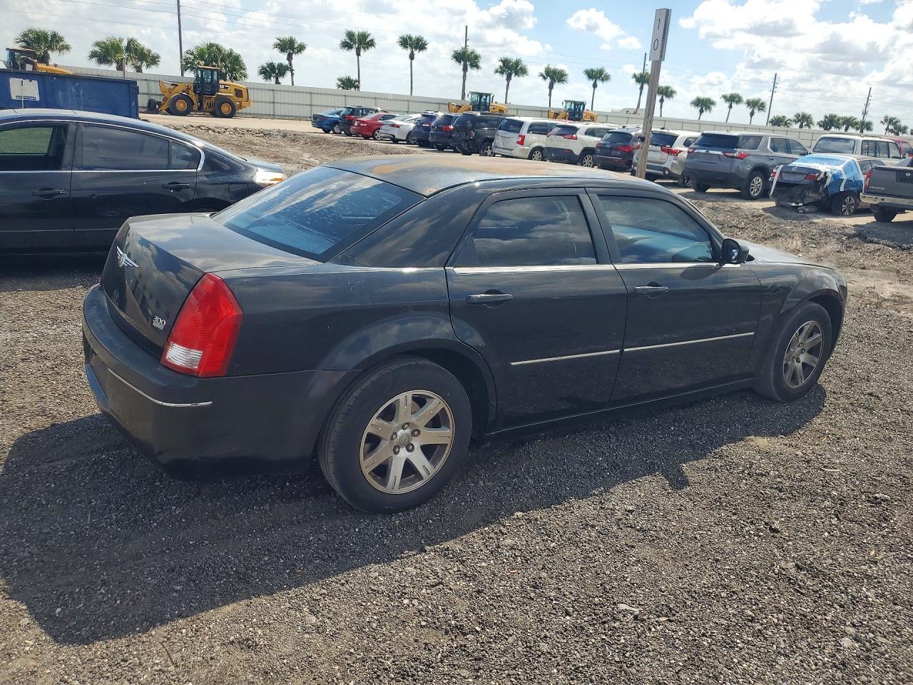 2006 Chrysler 300 Touring - Фото 3