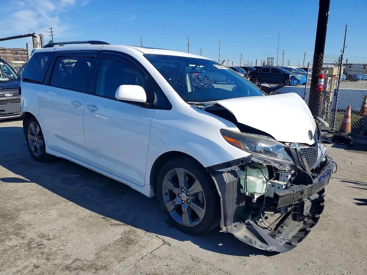 2016 Toyota Sienna Se Premium - Image 4