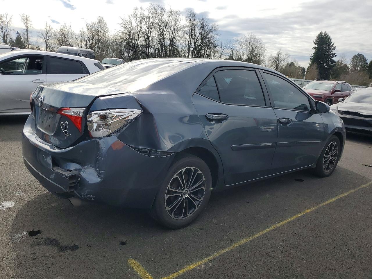 2014 Toyota Corolla Le - Image 3