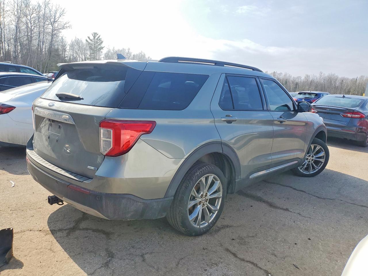 2020 Ford Explorer Xlt - Фото 3