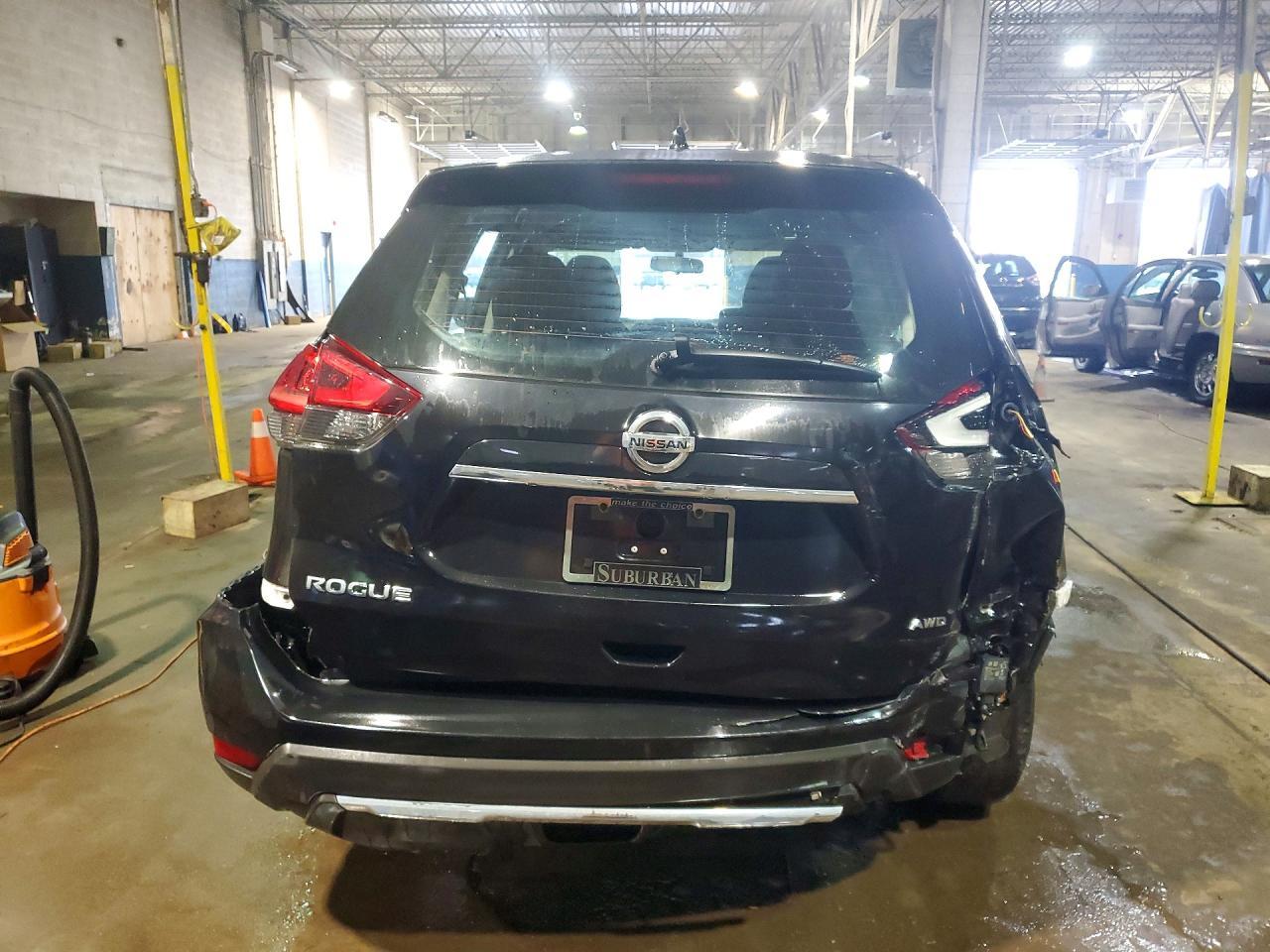 2018 Nissan Rogue S - Image 6