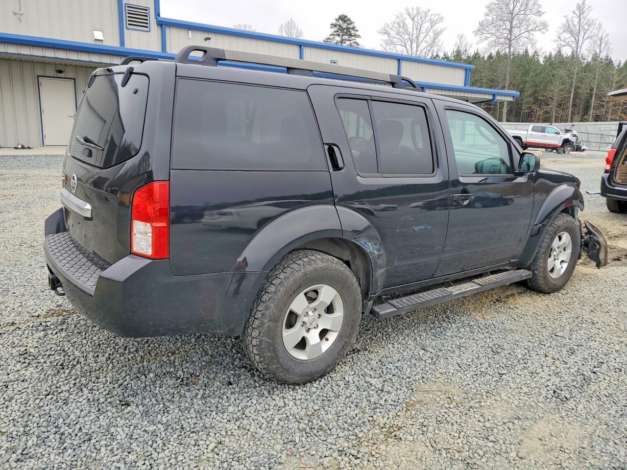 2012 Nissan Pathfinder S - Фото 3