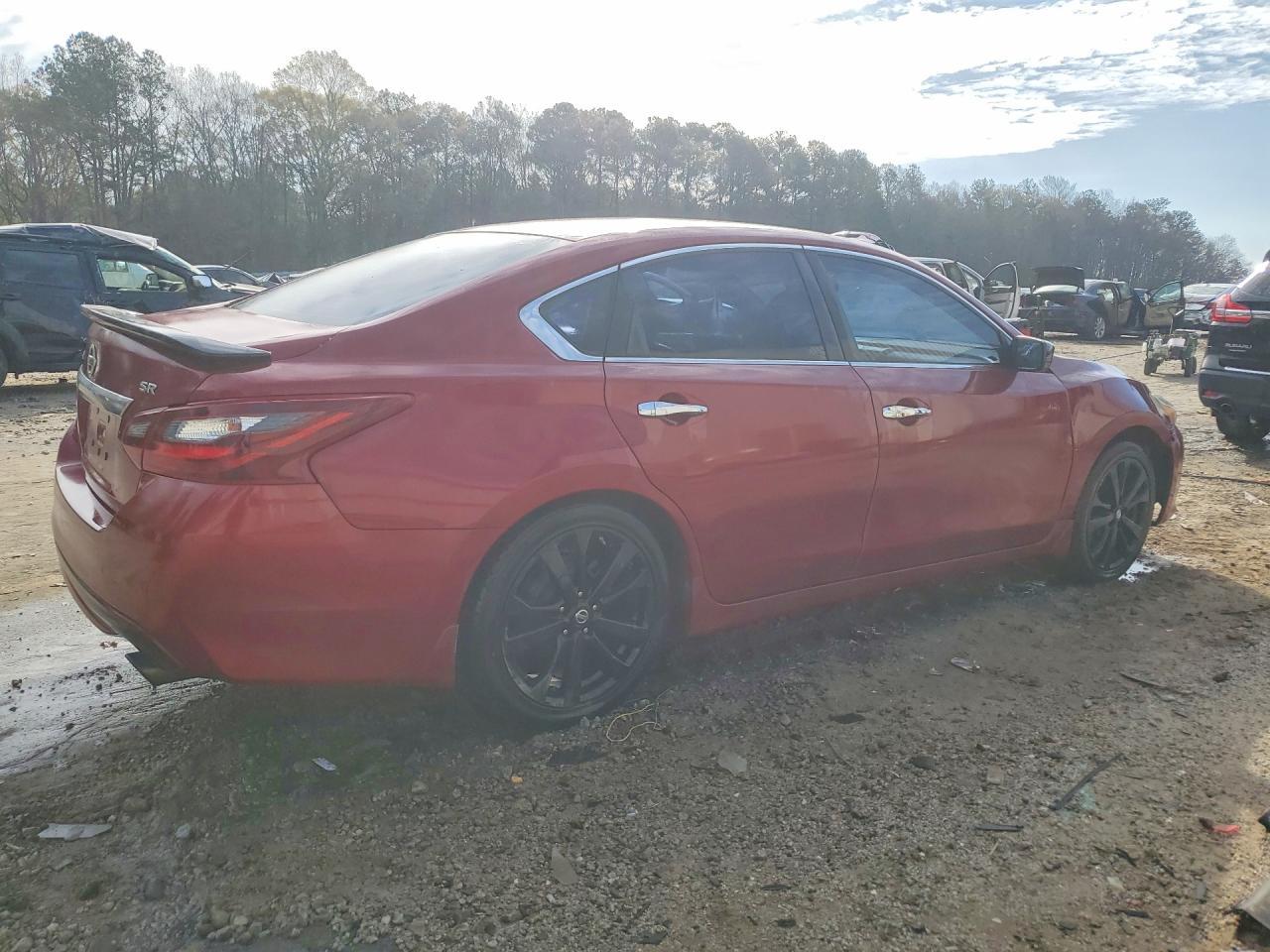 2017 Nissan Altima 2.5 Sr - Фото 3