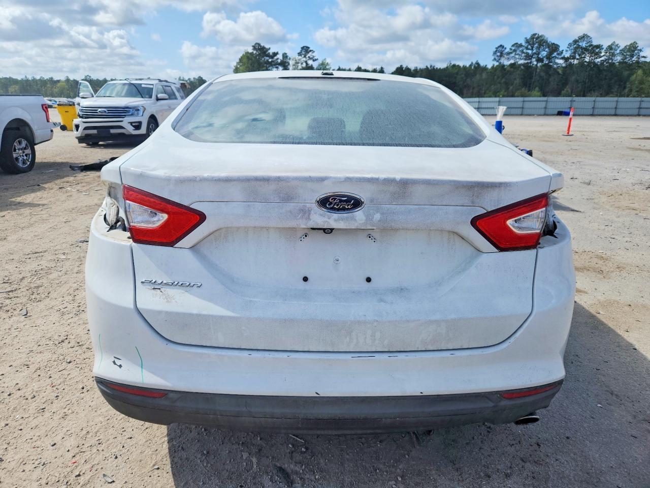 2016 Ford Fusion - Фото 6