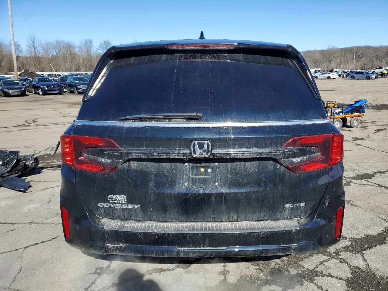 2025 Honda Odyssey Elite - Фото 6