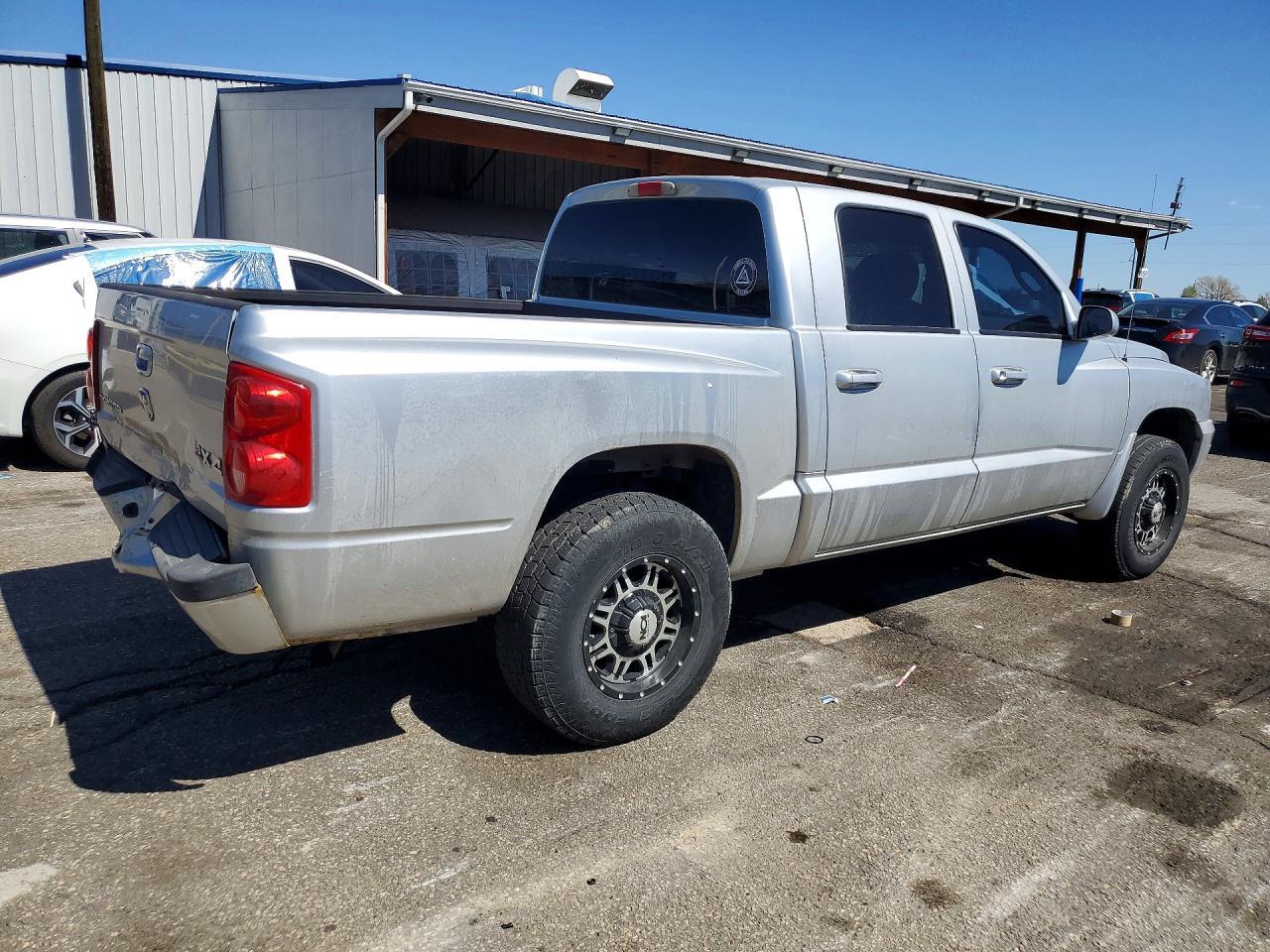 2006 Dodge Dakota Quad - Фото 3