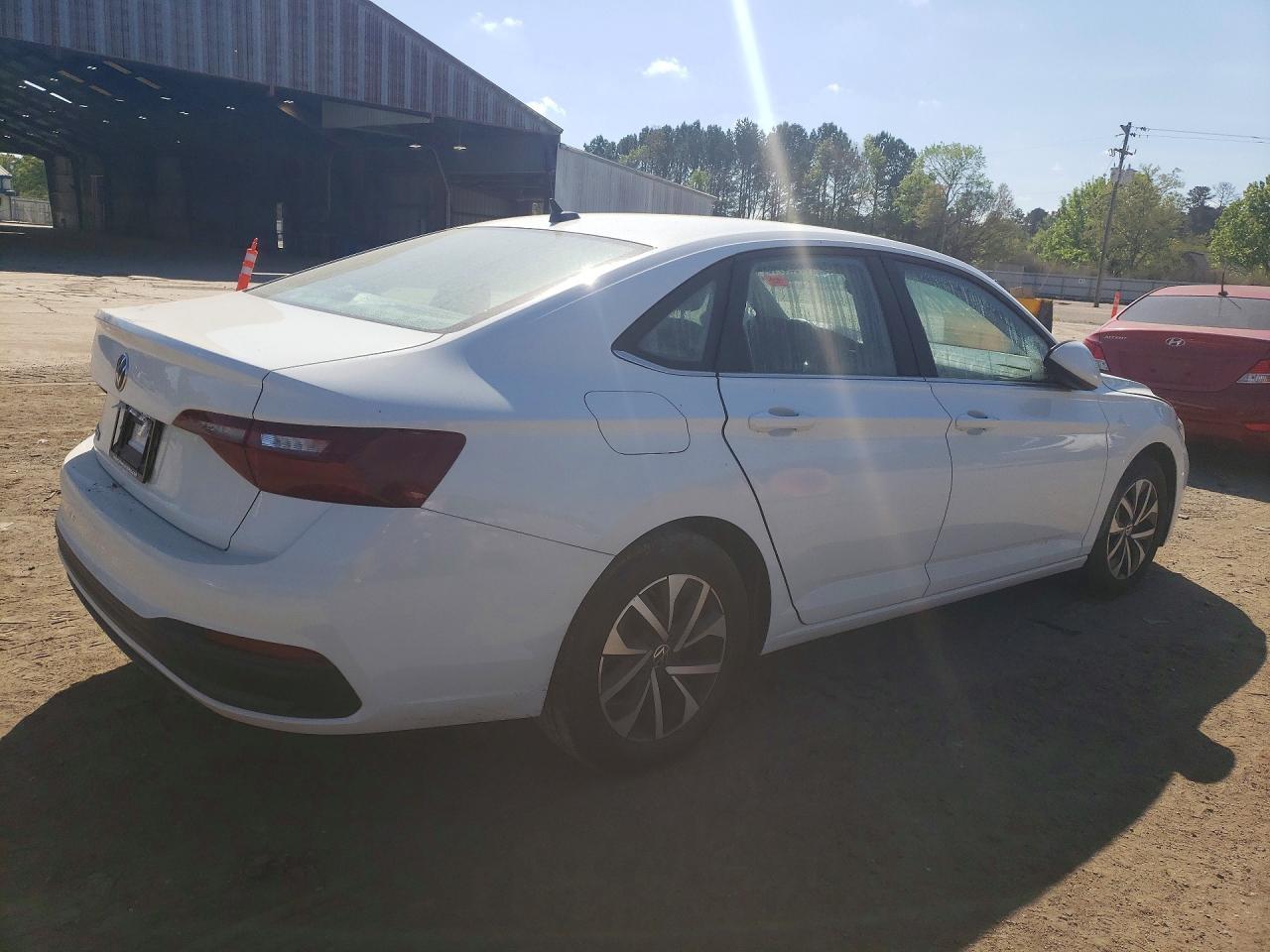 2024 Volkswagen Jetta S - Фото 3
