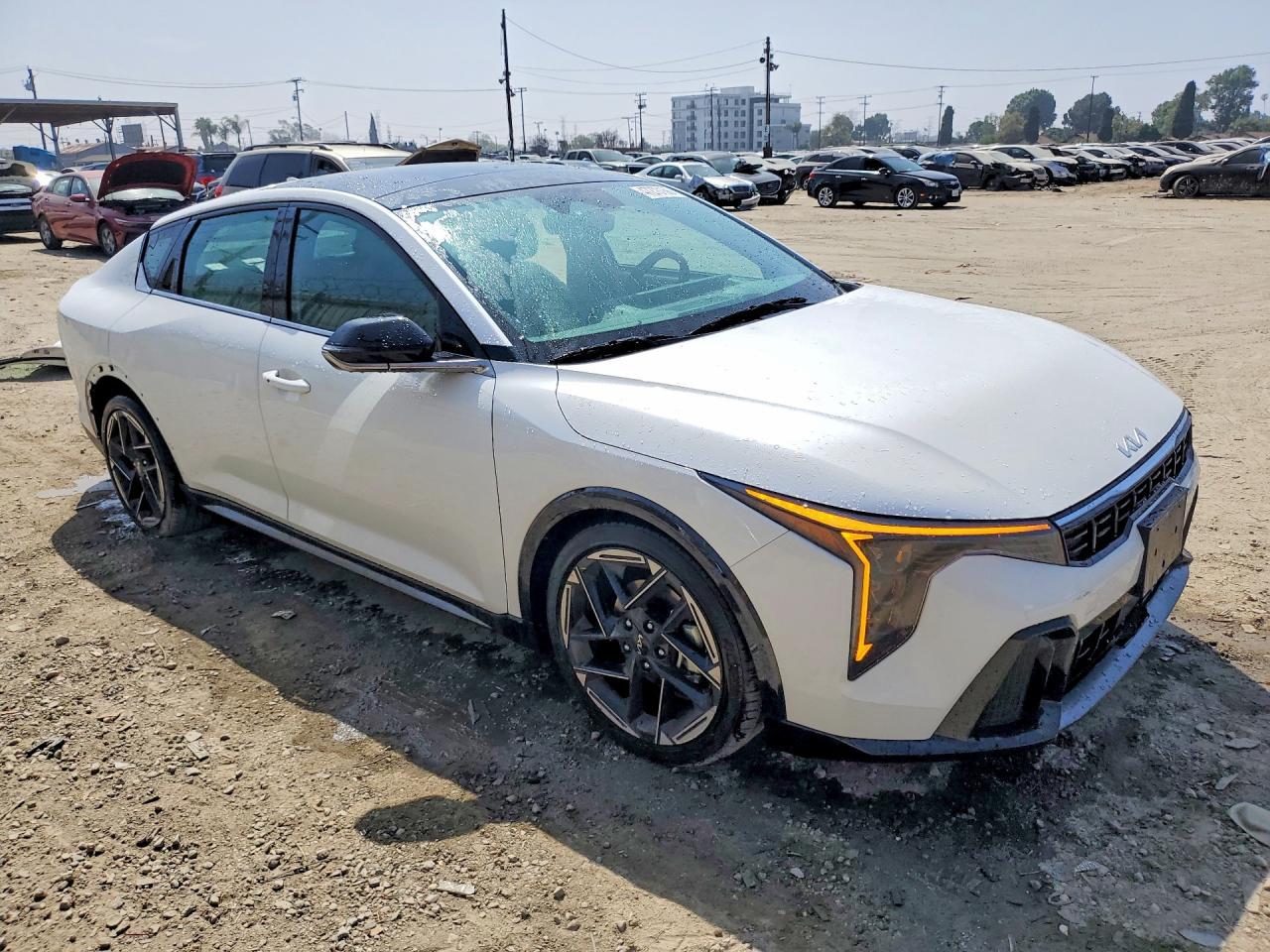 2025 Kia K4 Gt-Line - Image 4