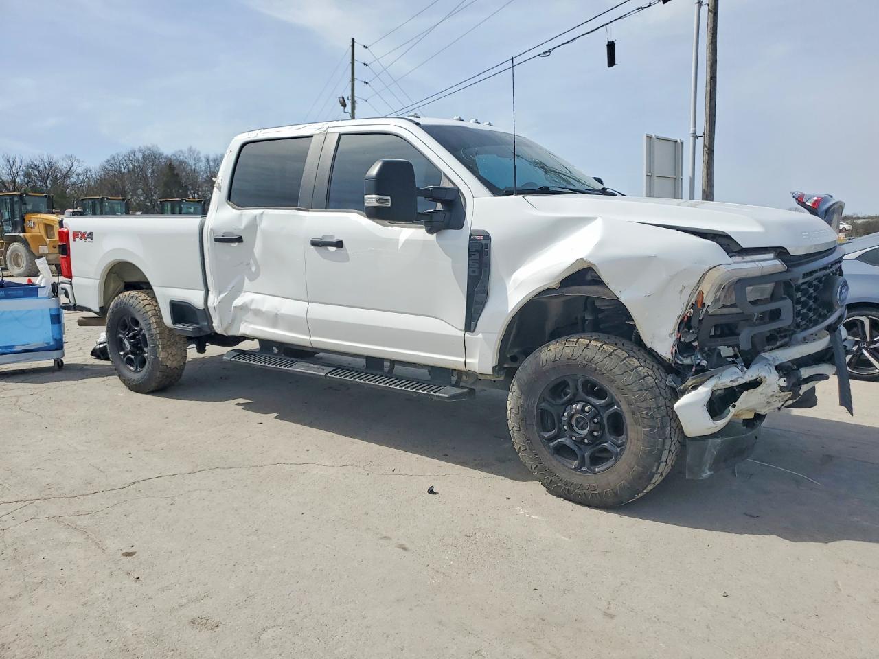 2024 Ford F350 - Фото 4