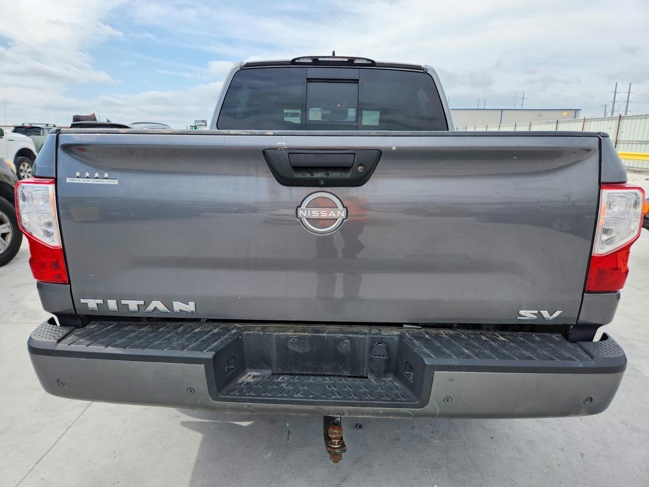 2024 Nissan Titan Sv - Фото 6