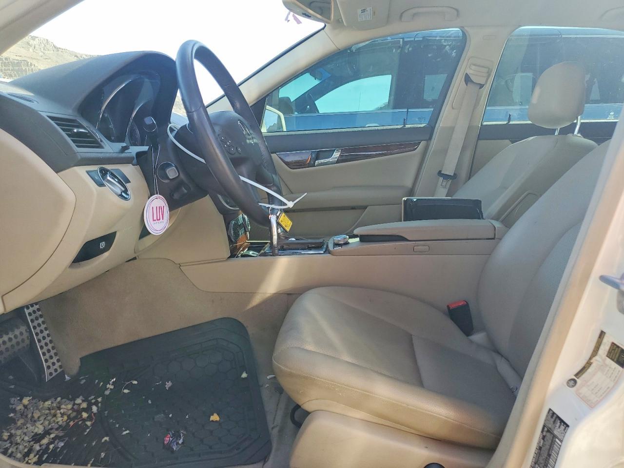 2011 Mercedes-Benz C 300 4Matic - Фото 7