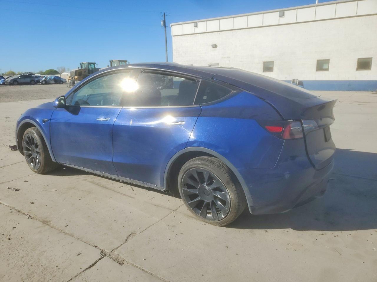 2022 Tesla Model Y - Image 2