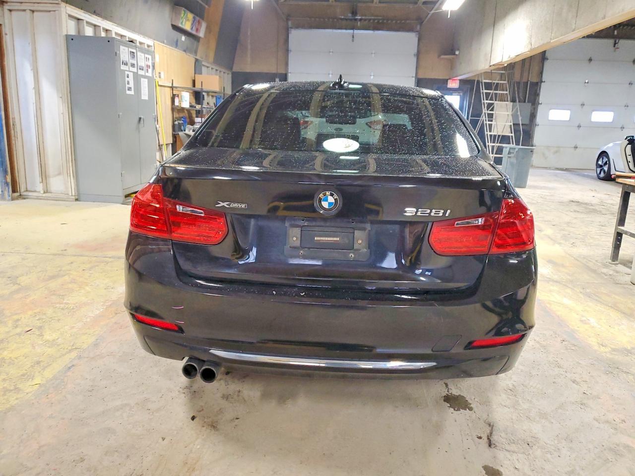 2014 BMW 328 Xi Sulev - Image 6