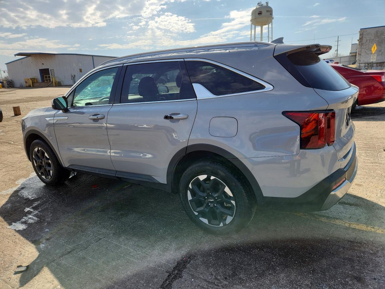 2025 Kia Sorento S - Image 2