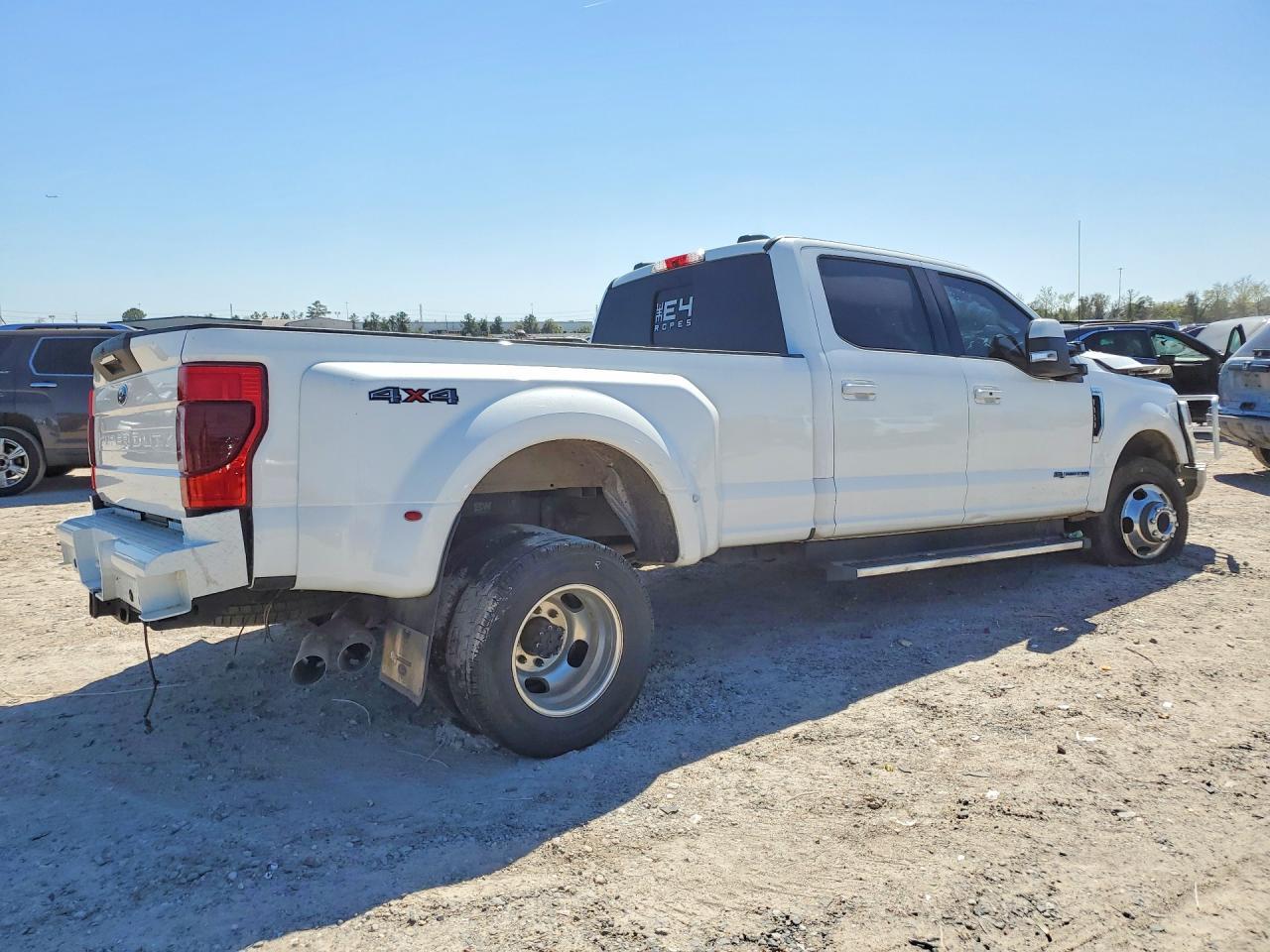 2021 Ford F350 Super Duty - Фото 3