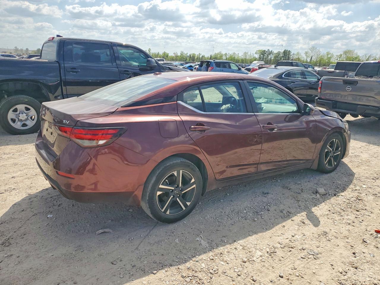 2024 Nissan Sentra Sv - Image 3