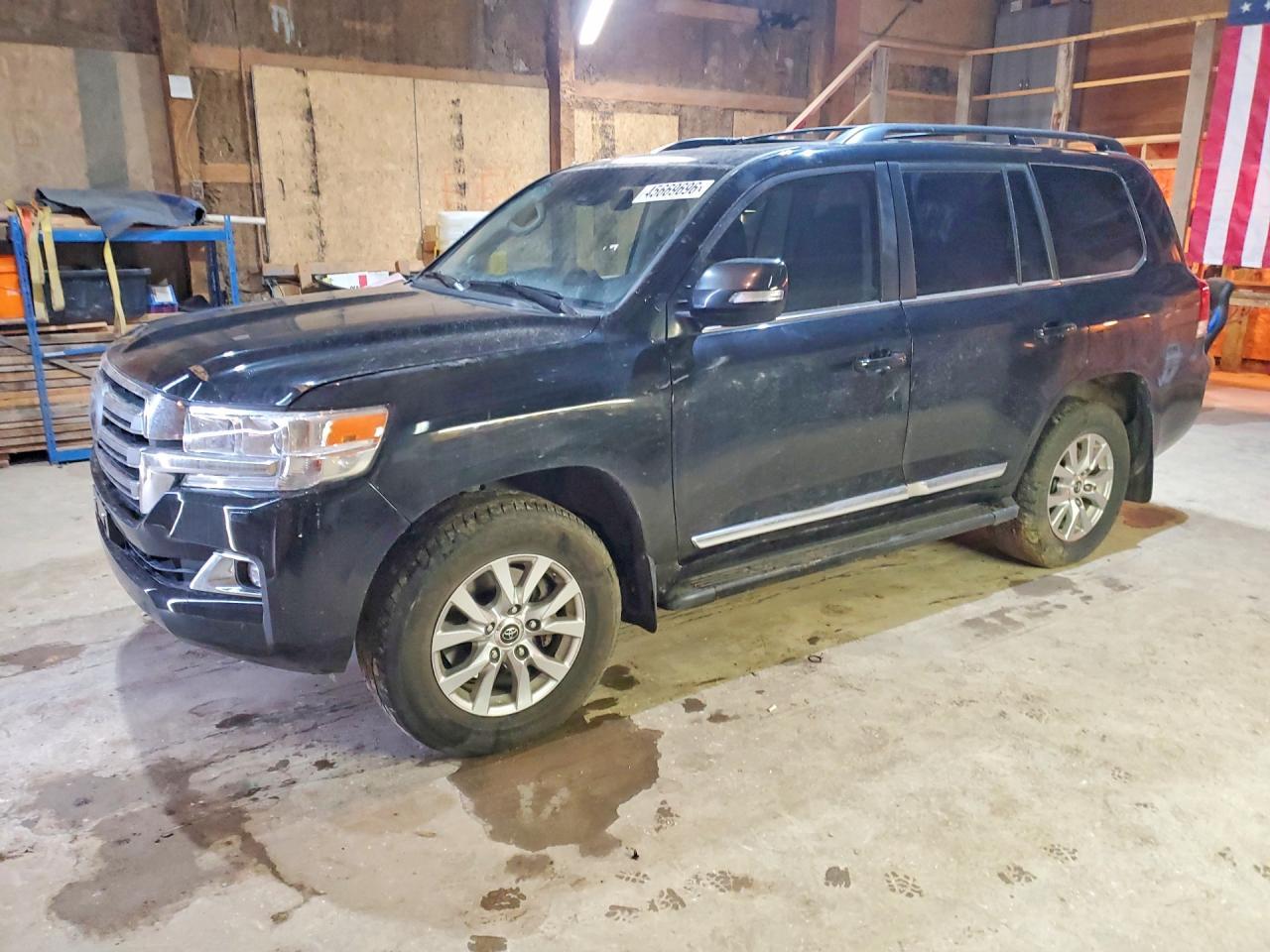 2019 Toyota Land Cruiser Base