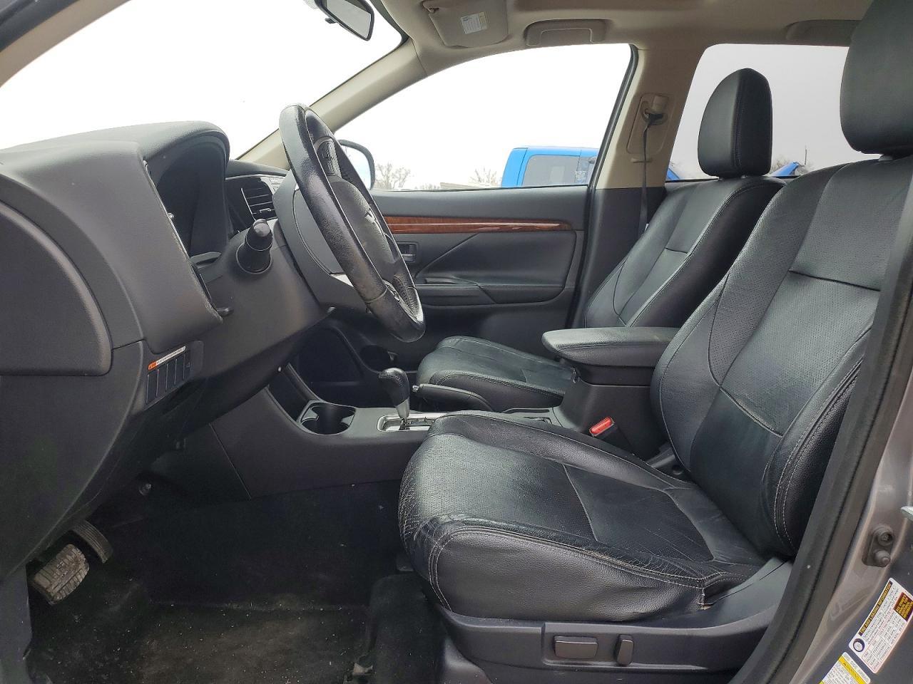 2014 Mitsubishi Outlander Se - Image 7