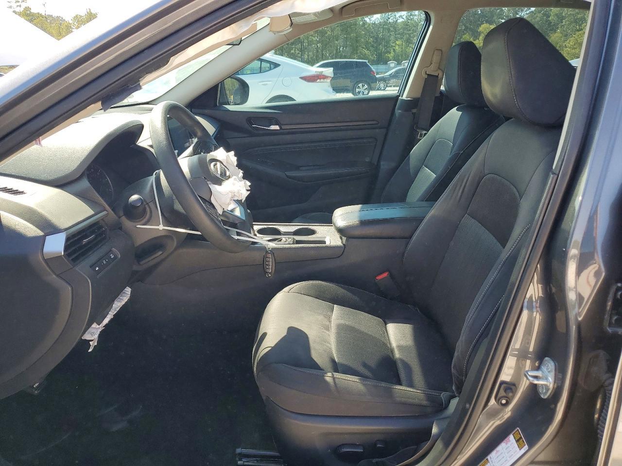 2019 Nissan Altima 2.5 S - Фото 7