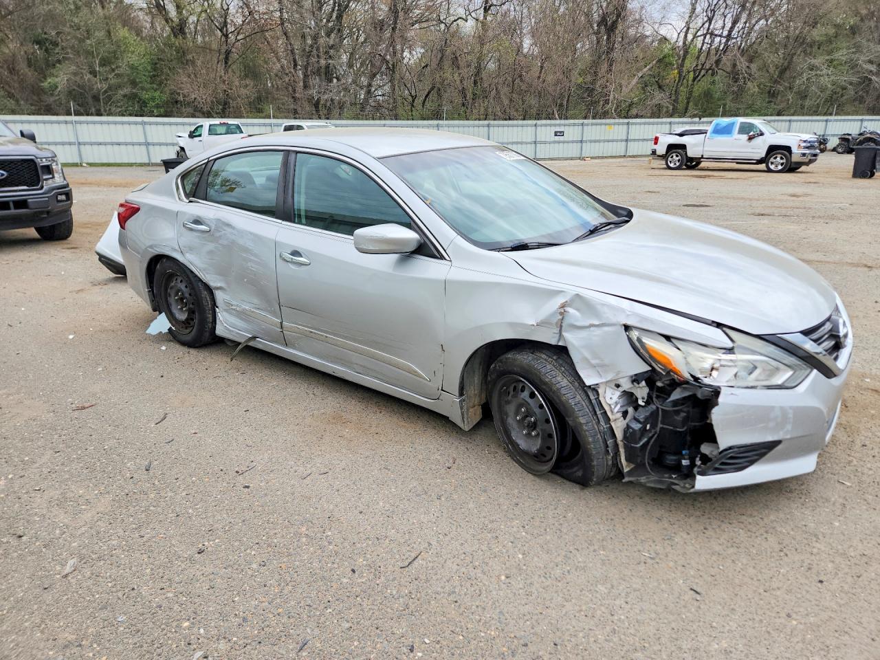 2017 Nissan Altima 2.5 S - Фото 4