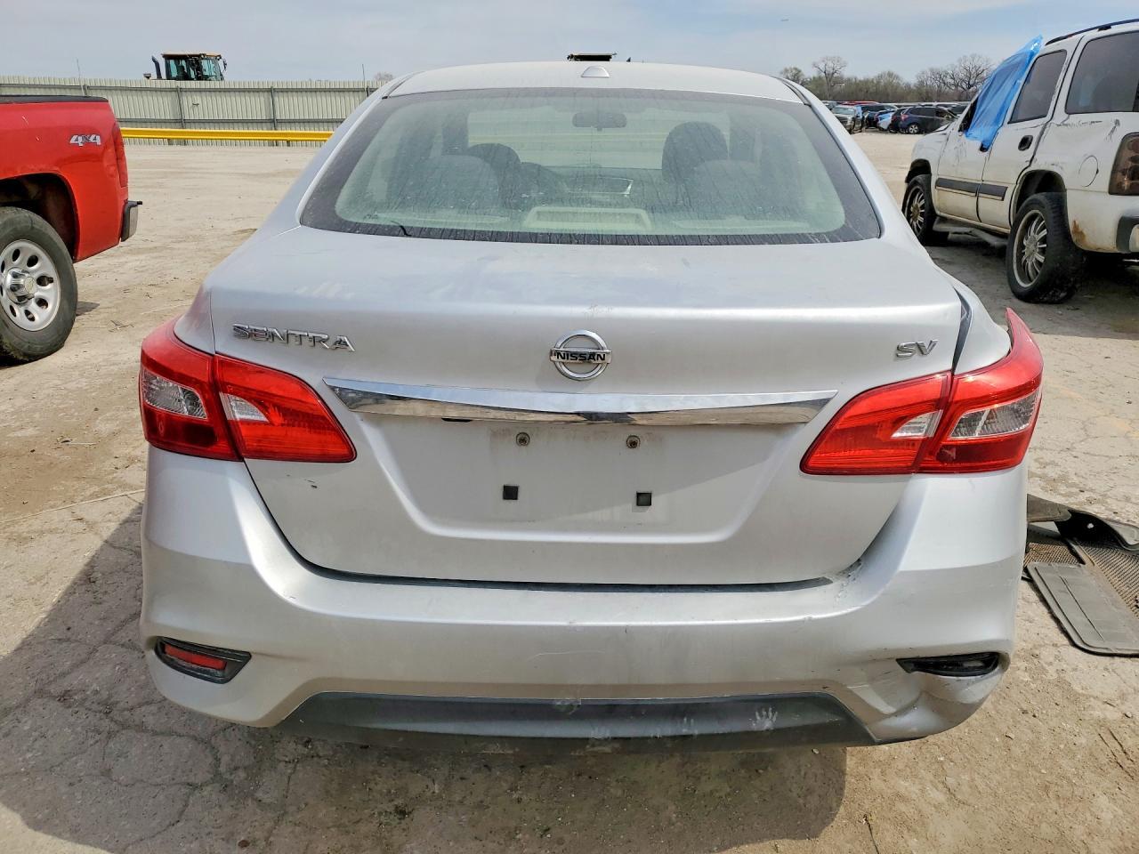 2017 Nissan Sentra Sv - Фото 6