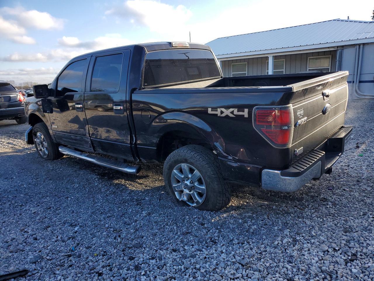 2013 Ford F150 Supercrew - Фото 2