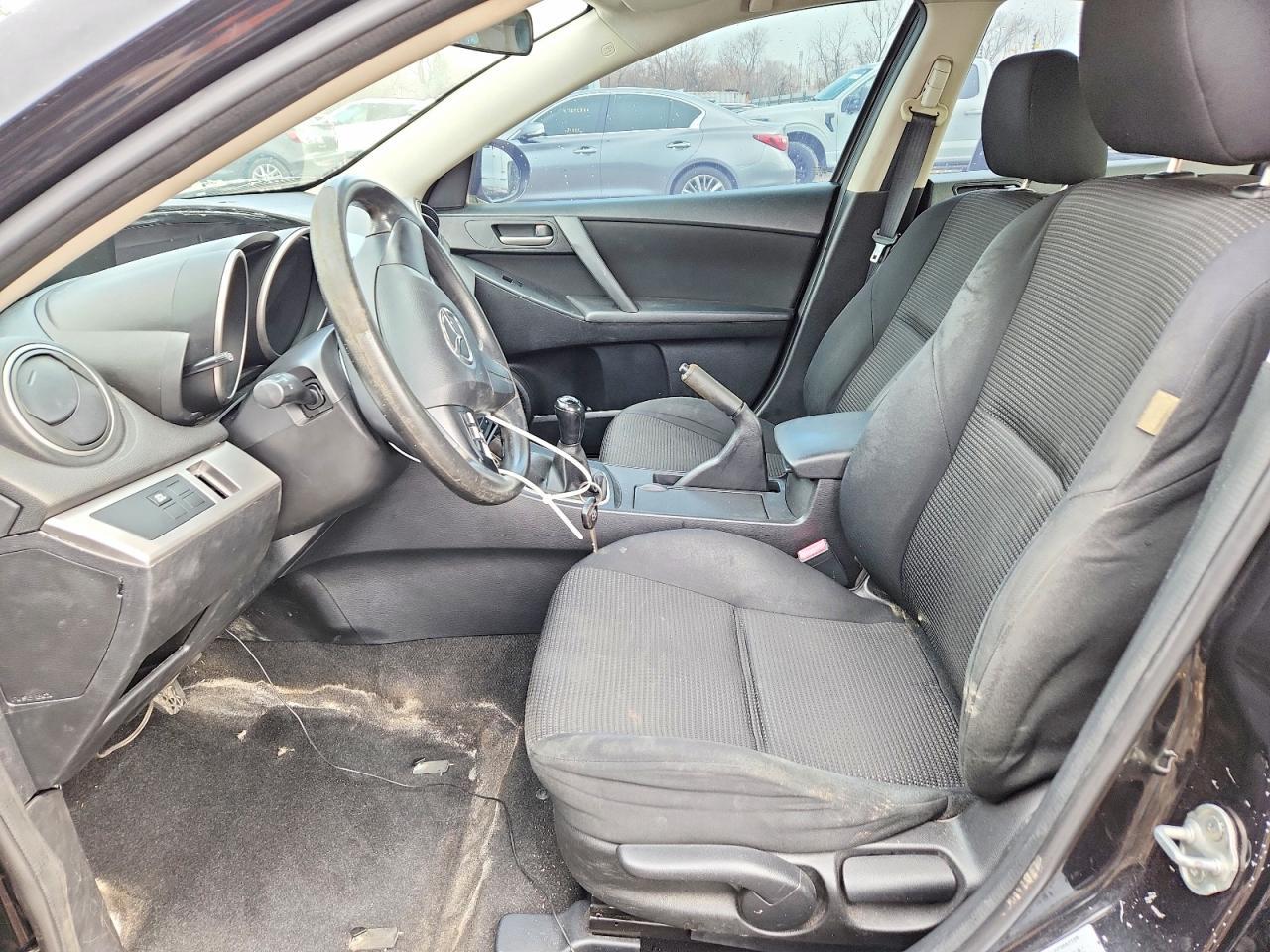 2013 Mazda 3 I - Image 7
