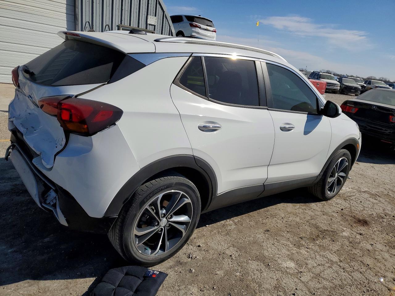 2022 Buick Encore Gx Select - Фото 3