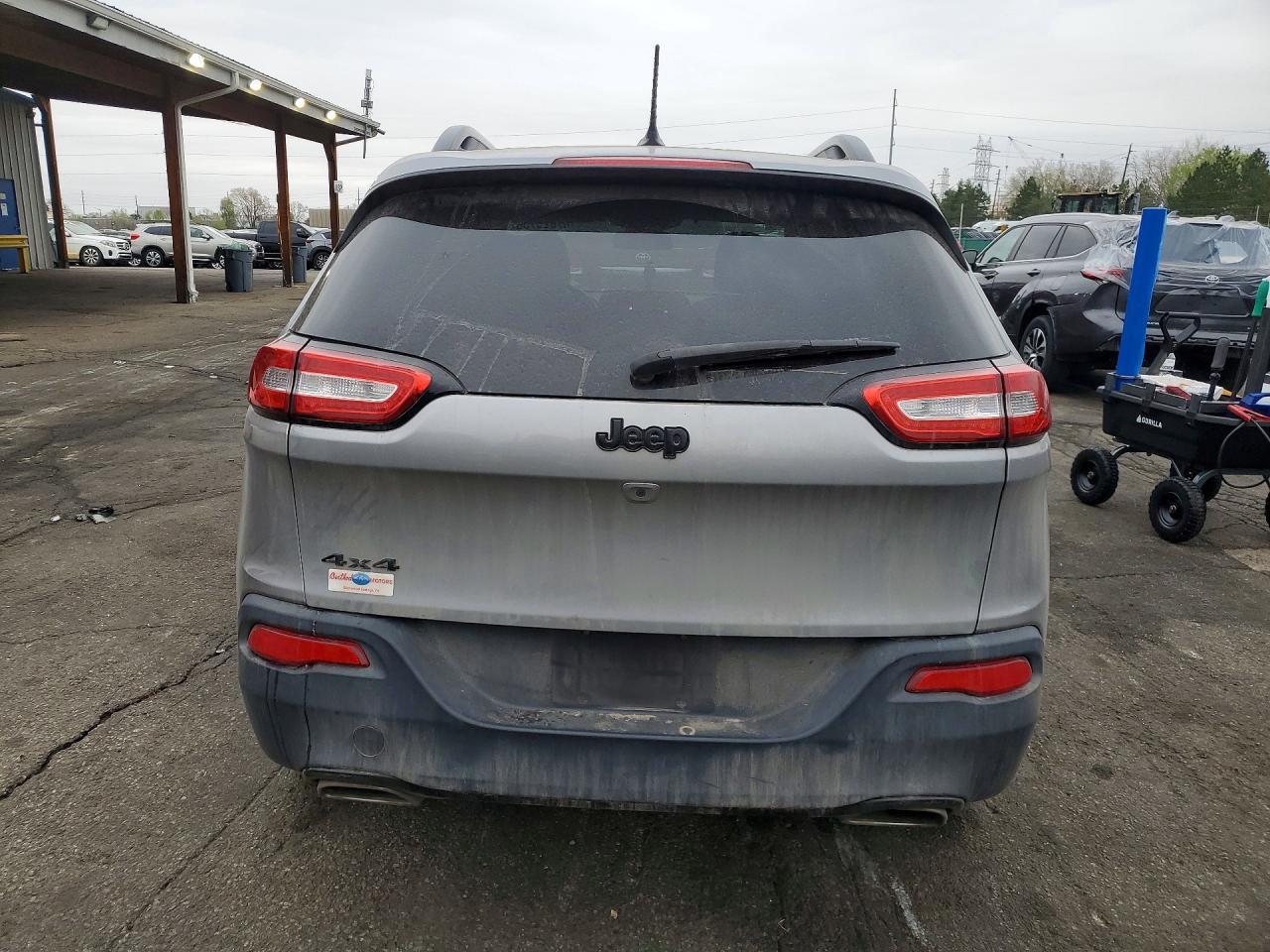 2016 Jeep Cherokee Latitude - Фото 6