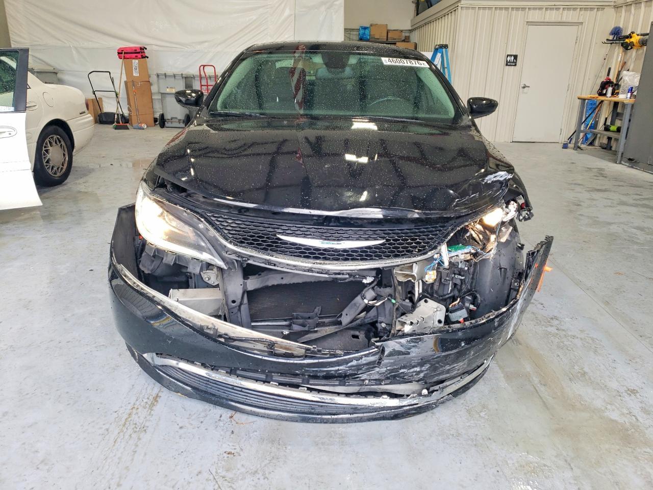 2016 Chrysler 200 Limited - Фото 5