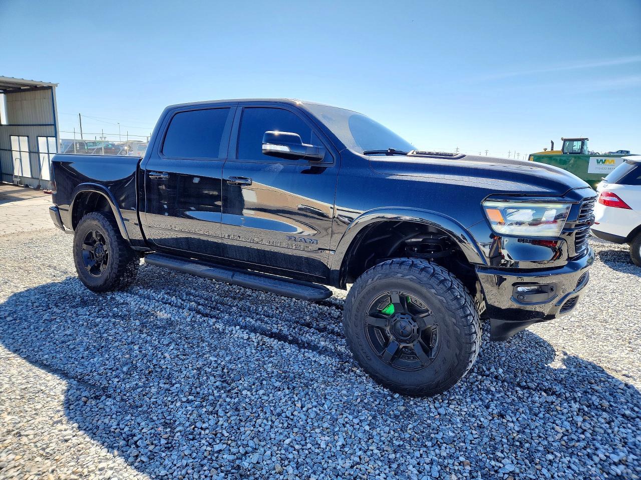 2022 Ram 1500 Laramie - Фото 4