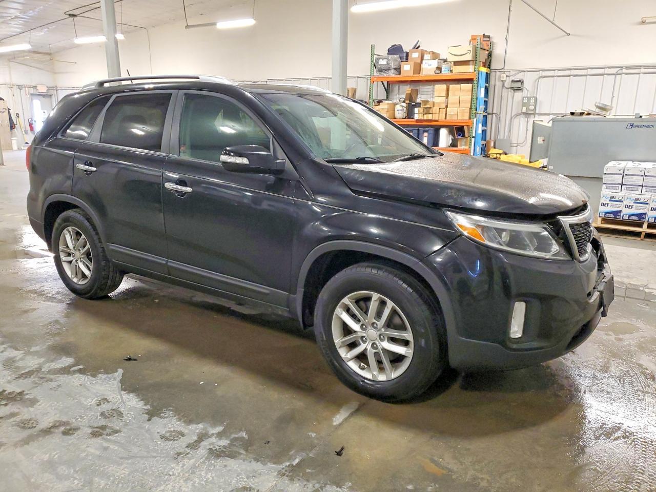 2014 Kia Sorento Lx - Image 4