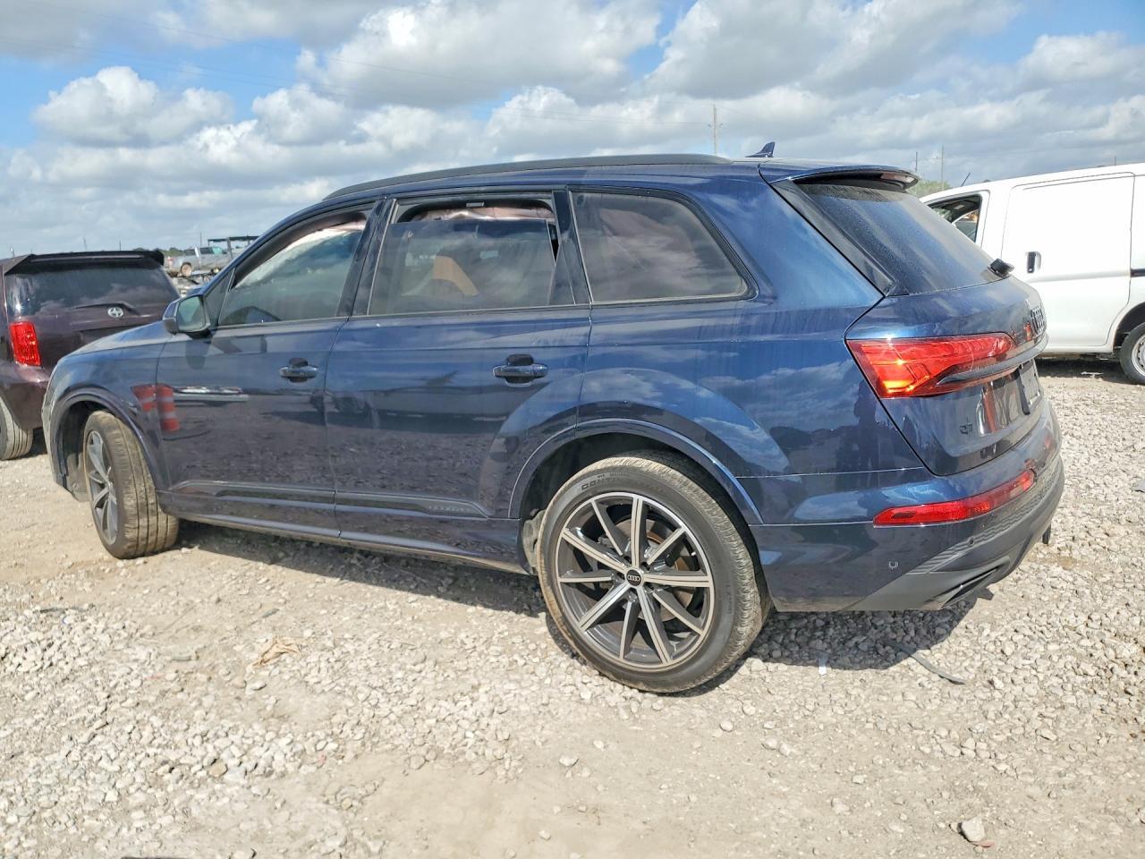 2025 Audi Q7 Premium Plus - Image 2