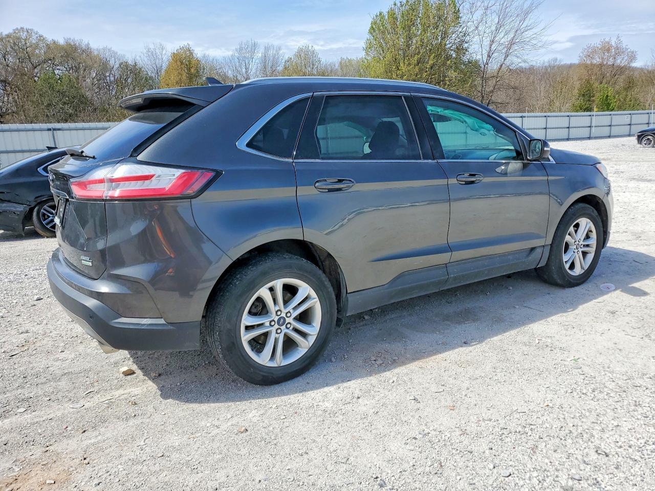 2020 Ford Edge Sel - Фото 3