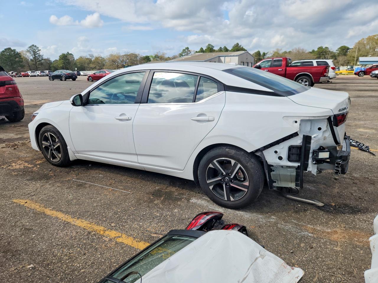 2025 Nissan Sentra Sv - Фото 2