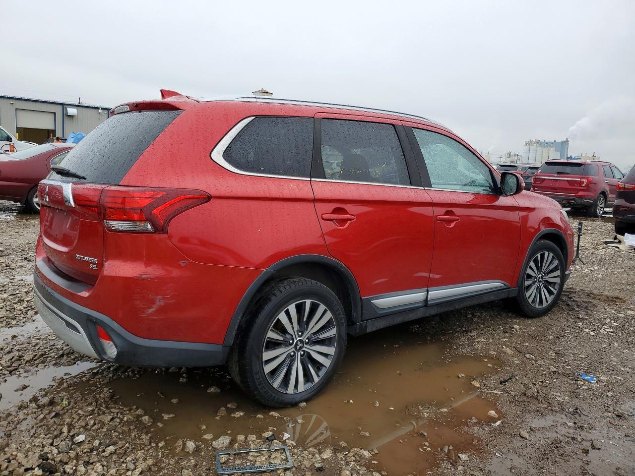 2019 Mitsubishi Outlander Se - Фото 3
