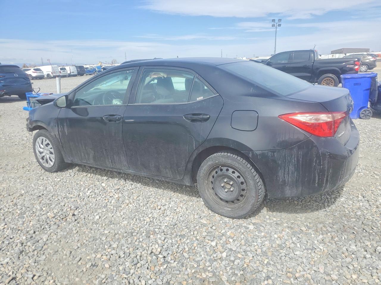 2017 Toyota Corolla Le - Фото 2
