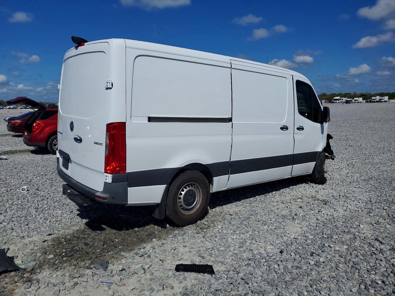 2025 Mercedes Benz Sprinter 2500 Delivery Van - Фото 3