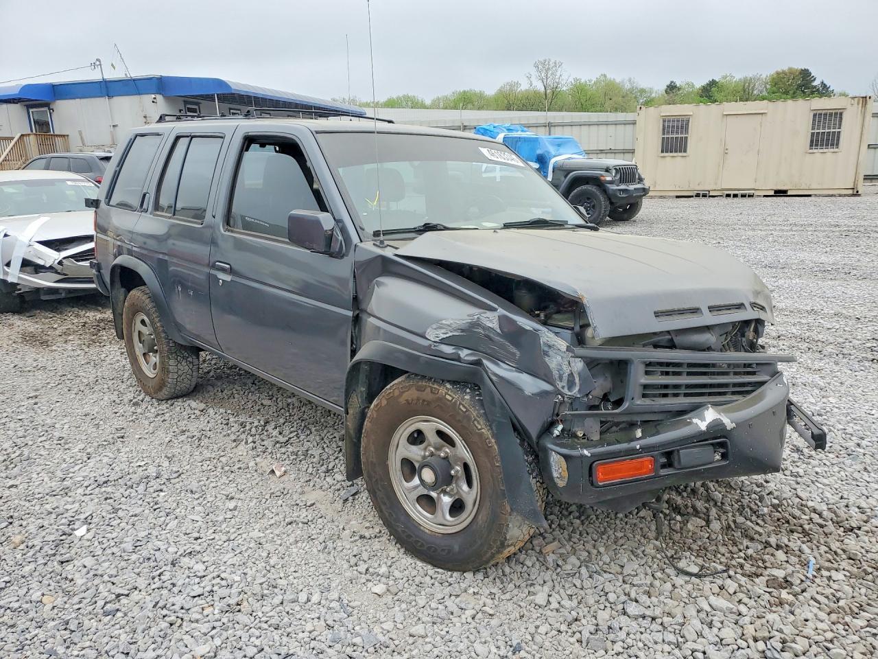 1995 Nissan Pathfinder Xe - Image 4