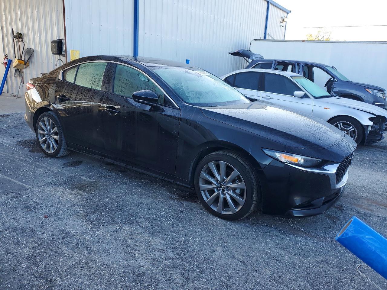 2023 Mazda 3 Preferred - Фото 4