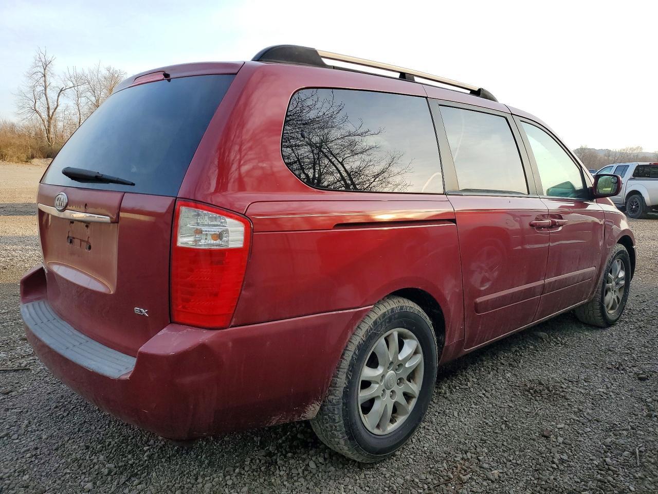 2008 Kia Sedona Lx - Image 3