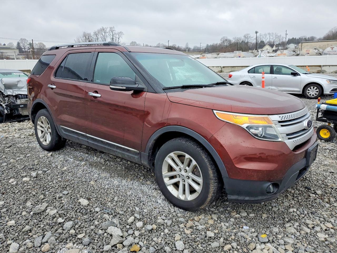 2015 Ford Explorer Xlt - Image 4