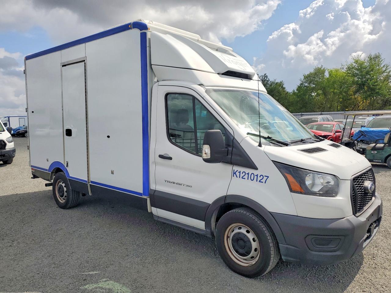 2021 Ford Transit Delivery Truck - Фото 4