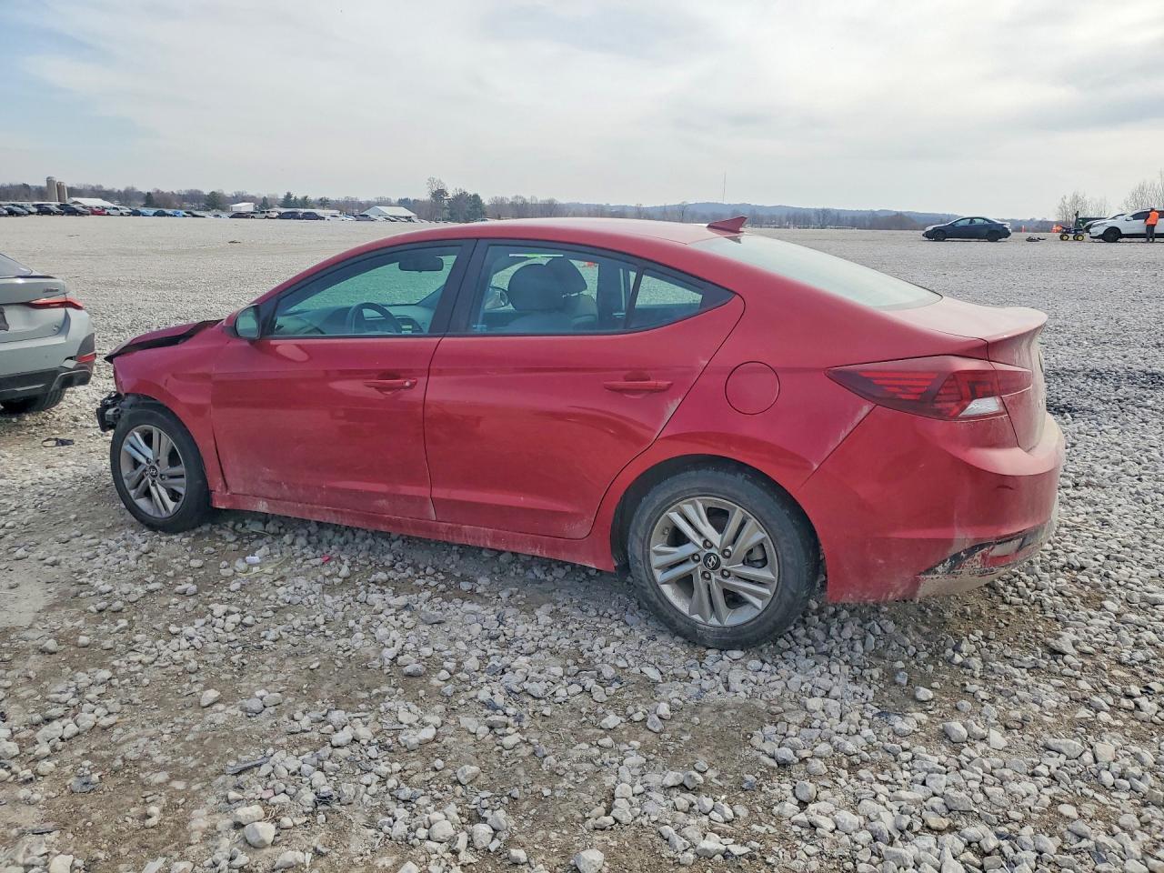 2019 Hyundai Elantra Sel - Фото 2