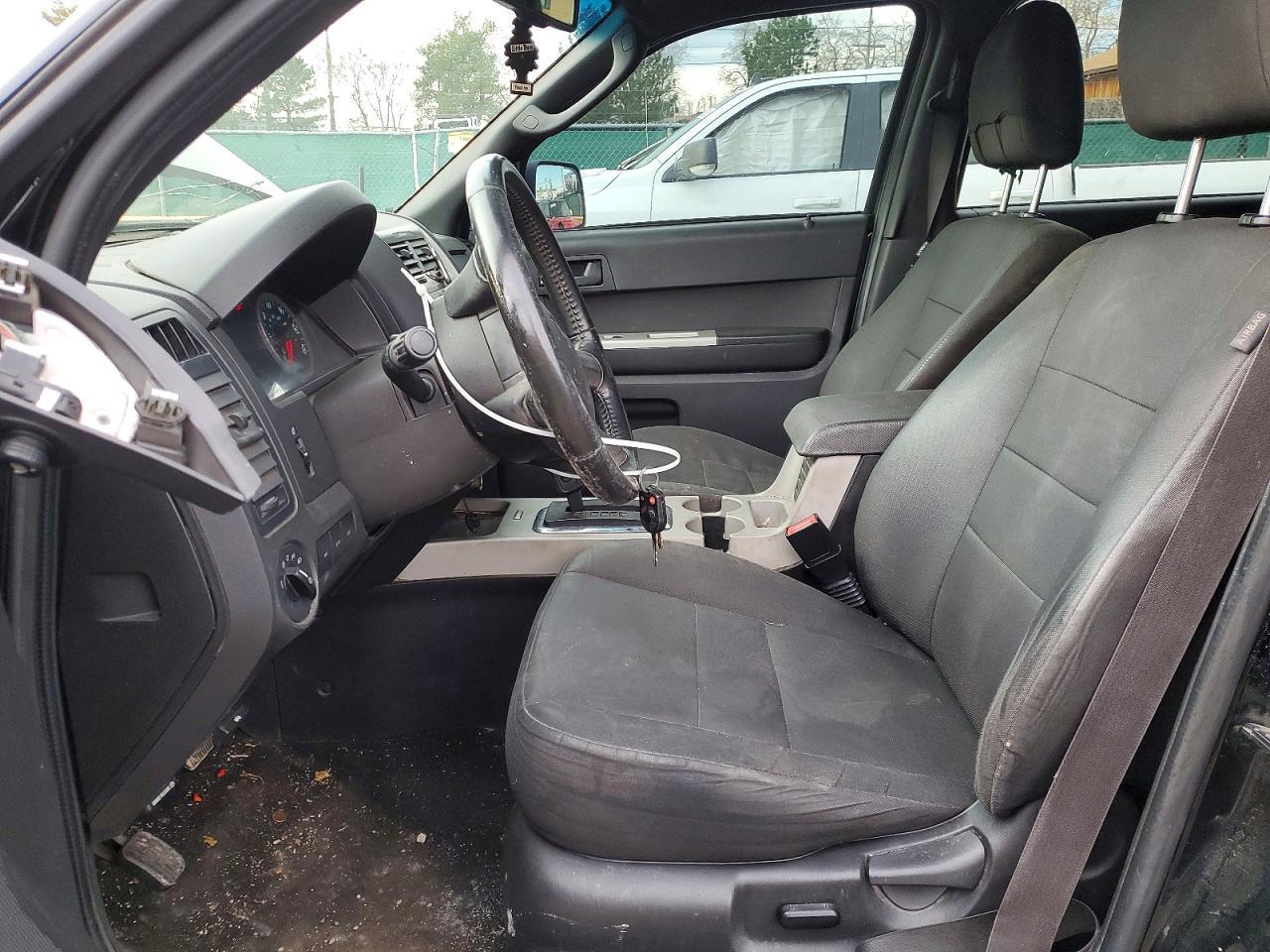 2010 Ford Escape - Image 7