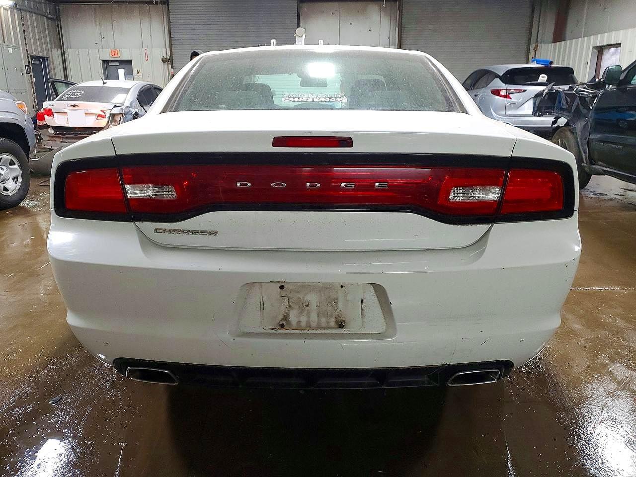 2011 Dodge Charger - Фото 6